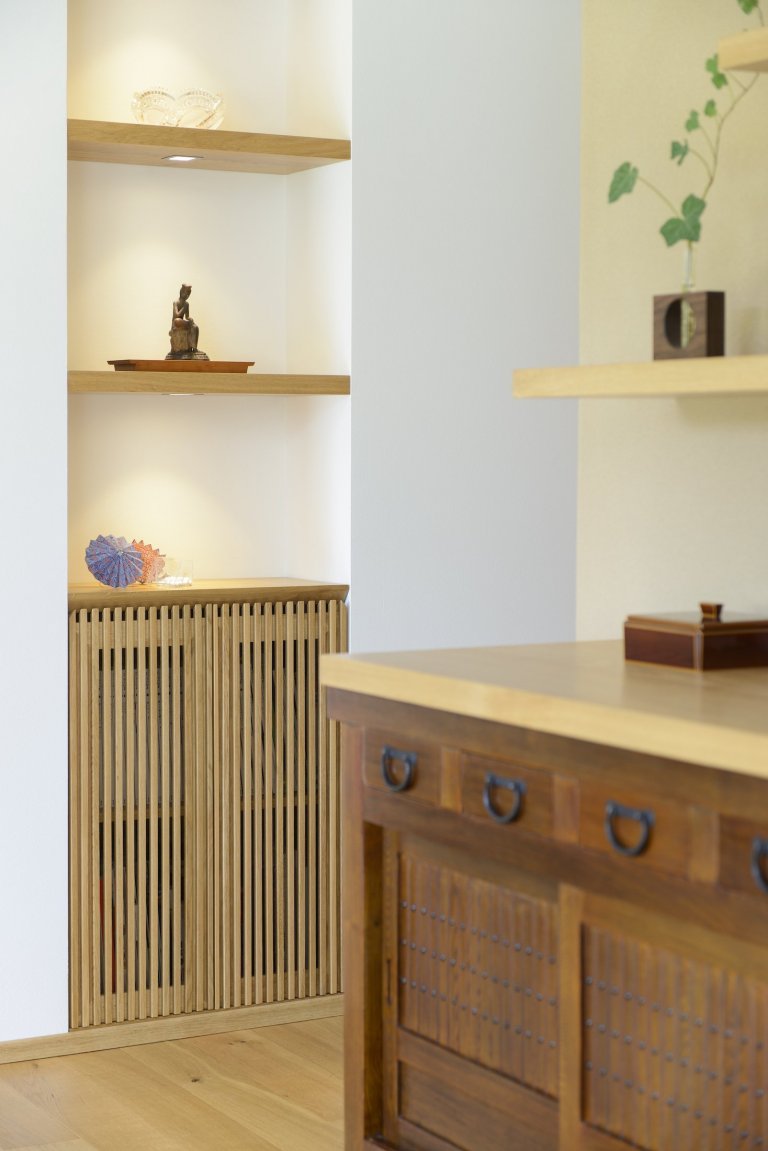 Koncepce rodinného domu s&nbsp;permakulturní zahradou pro japonsko-český manželský pár je vedena snahou o&nbsp;jednoduché, funkční a kultivované řešení, které…