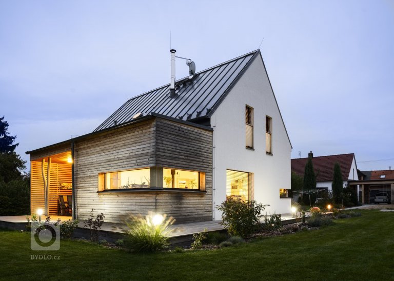 add picture to album