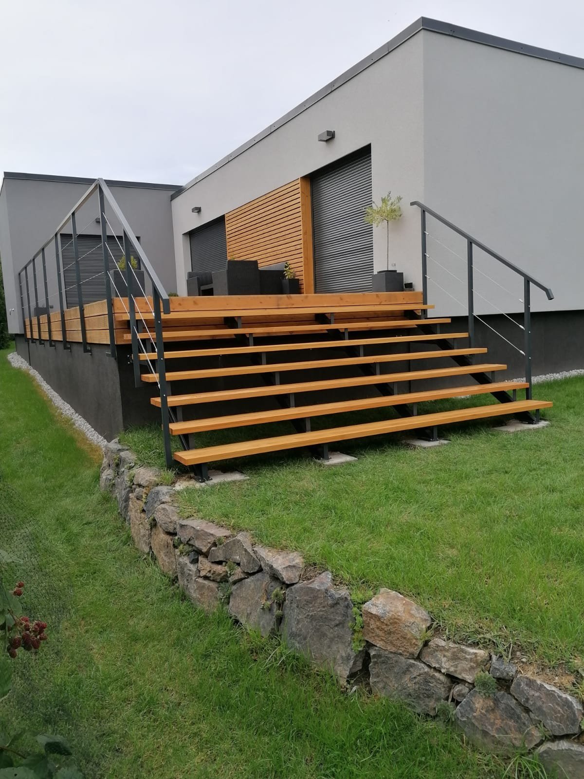 V&nbsp;loňském roce jsme postavili oblíbenou dvoumodulovou dřevostavbu, tentokráte v&nbsp;menším provedení Easy 40+40 v&nbsp;obci Břasy na Rokycansku, ale i na…