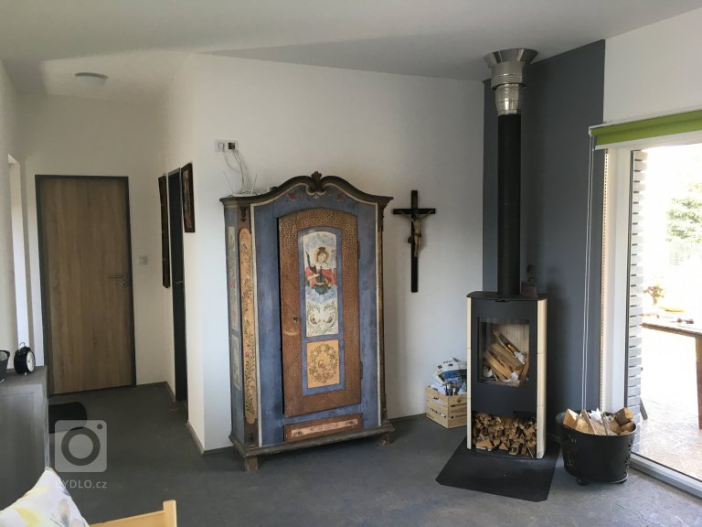 add picture to album