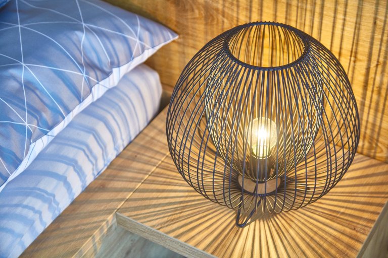 Malý horský apartmán&nbsp; investor zakoupil nejen pro odpočinek vlastní rodiny, ale i s výhledem na možnost krátkodobého pronájmu. Umístění domu&nbsp; 50m od…