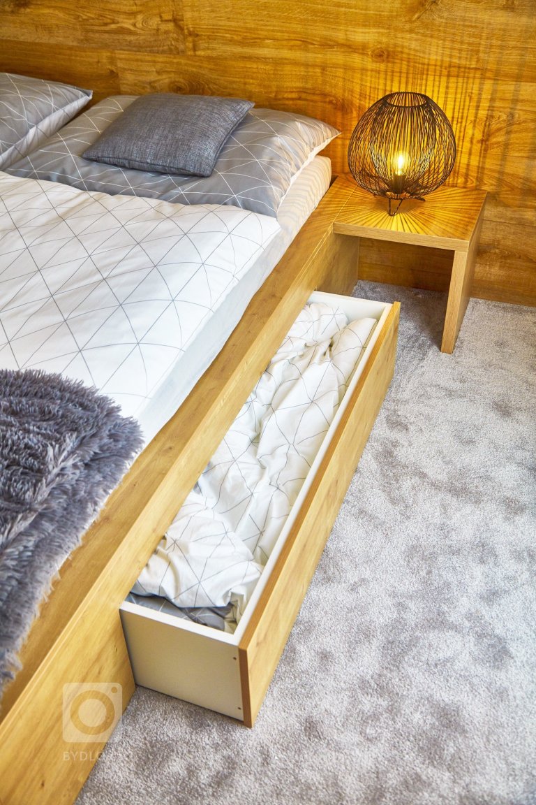 add picture to album