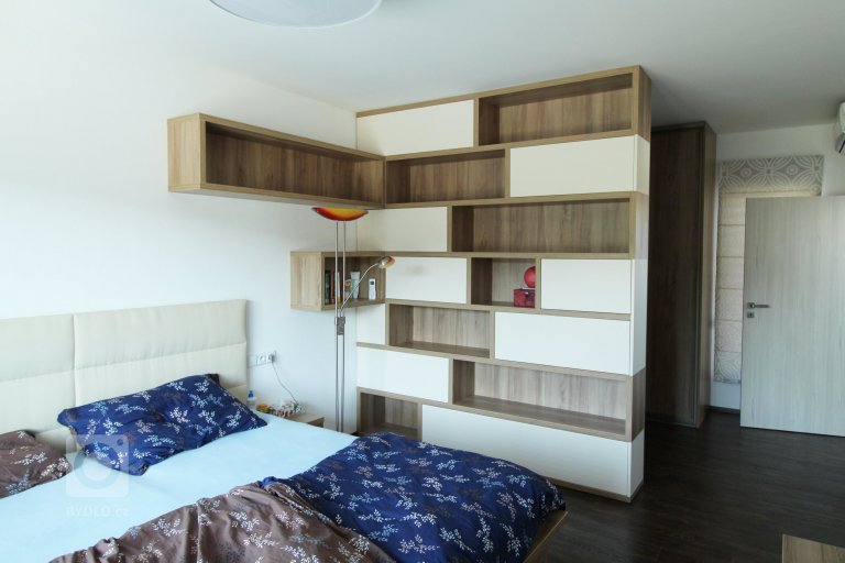 add picture to album