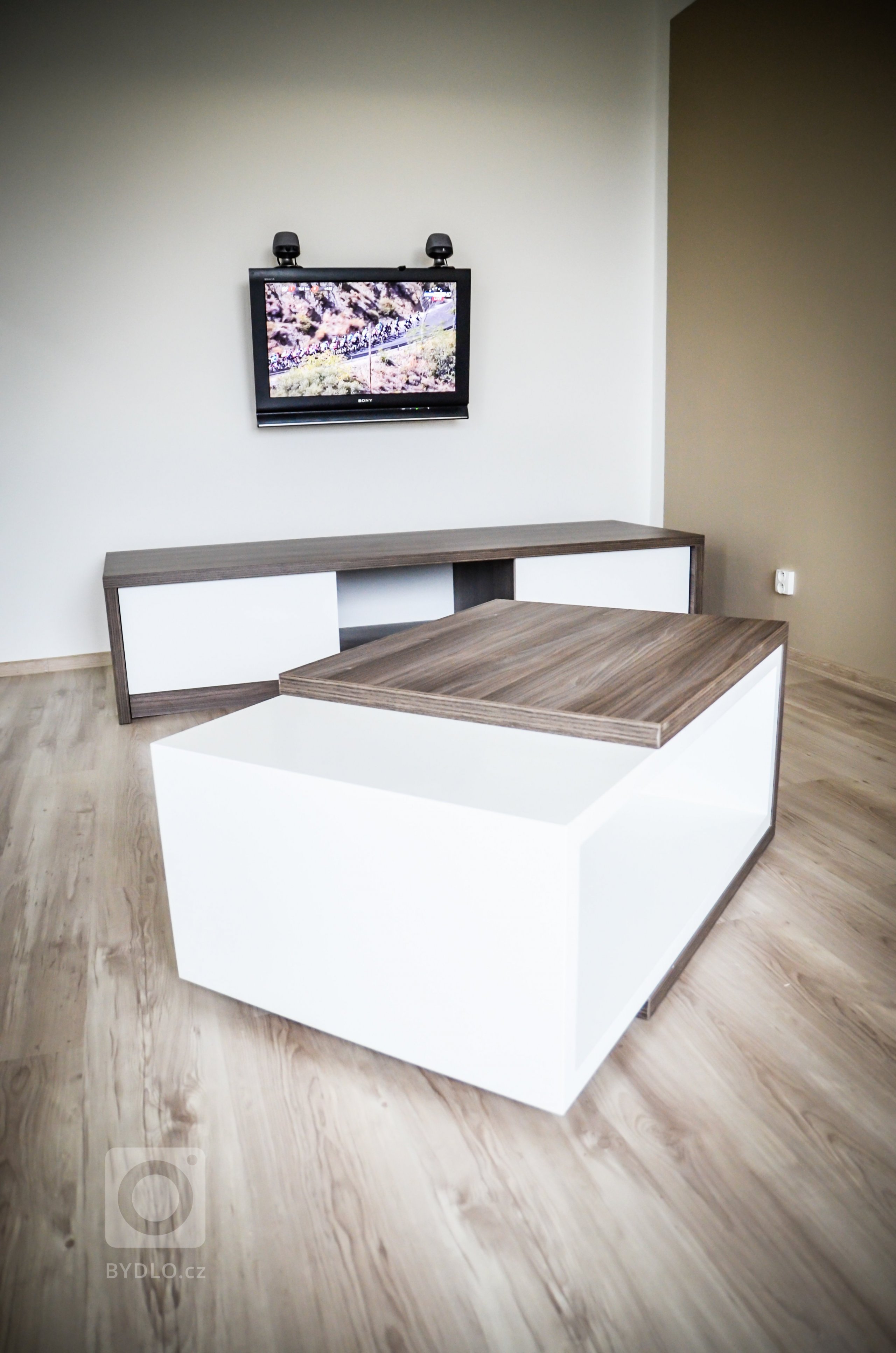 V jednoduchosti je krása a u malých prostorů to platí snad dokonce dvojnásob. A právě proto bylo u realizace tohoto menšího bytu důležité sladit celý koncept…