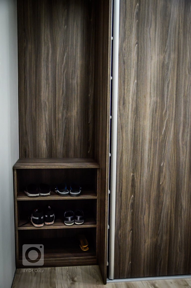 add picture to album