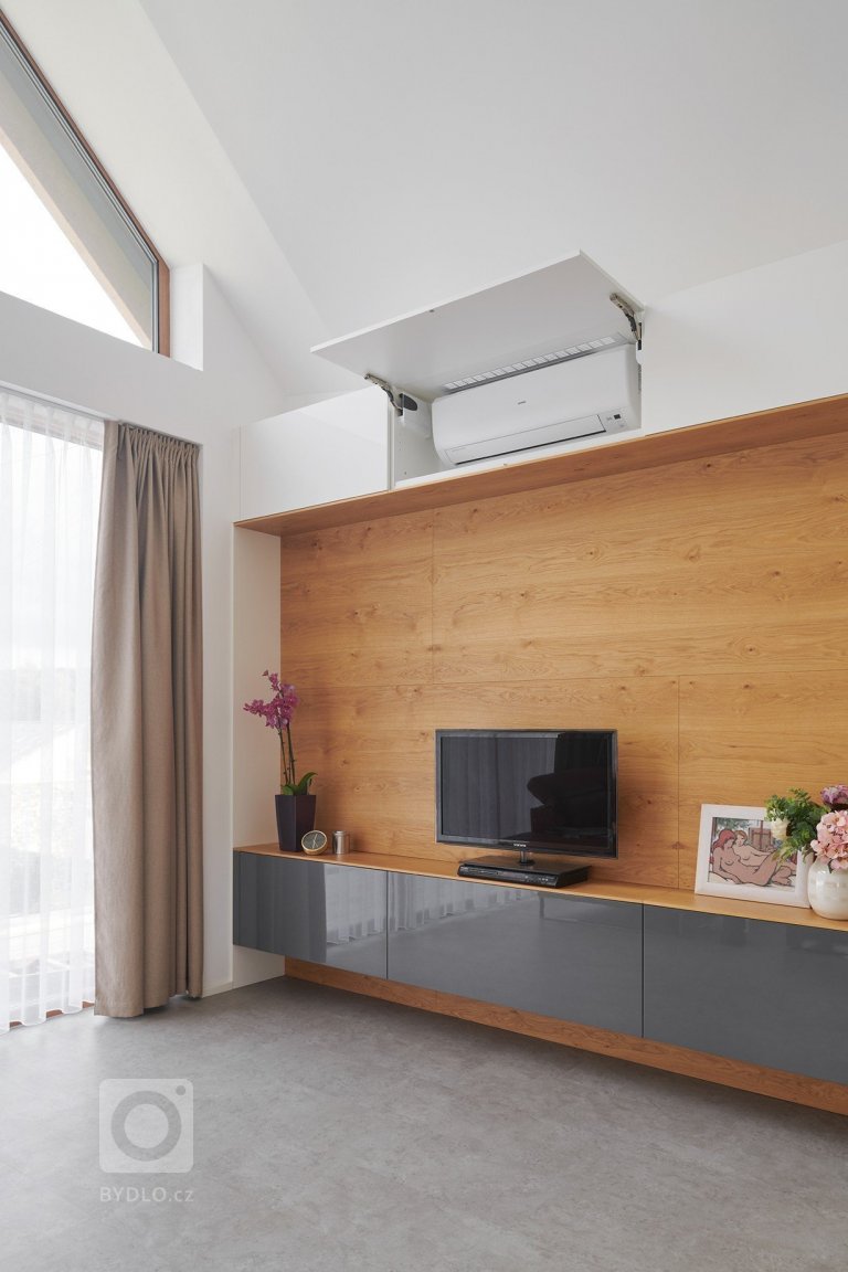 add picture to album