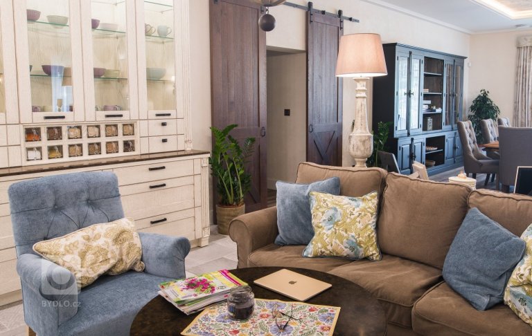 add picture to album