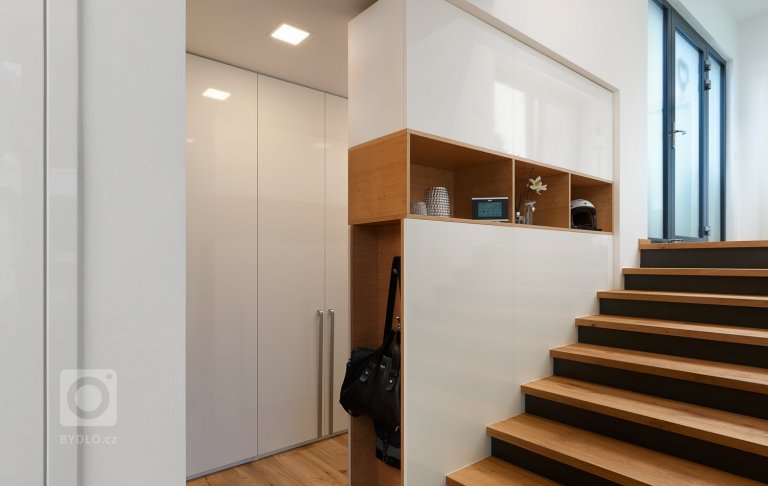 add picture to album