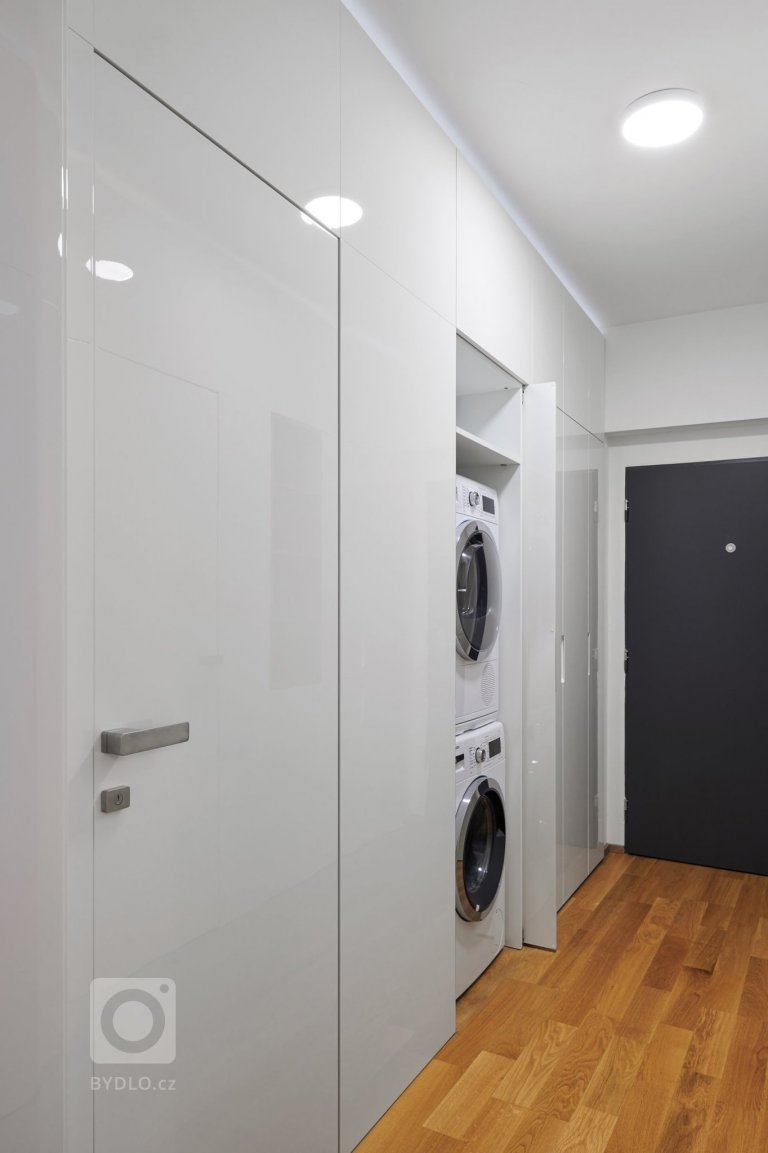 add picture to album