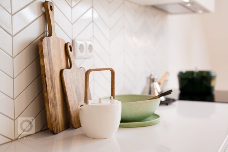 add picture to album