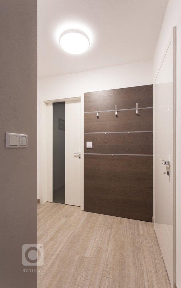 add picture to album