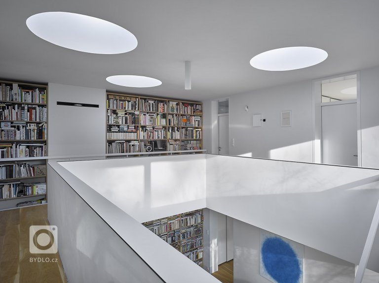 add picture to album