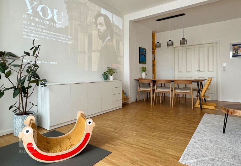 add picture to album