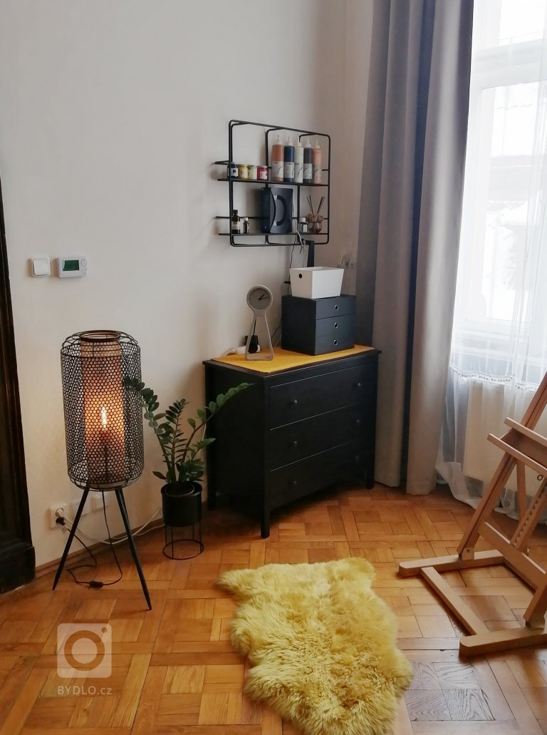 add picture to album