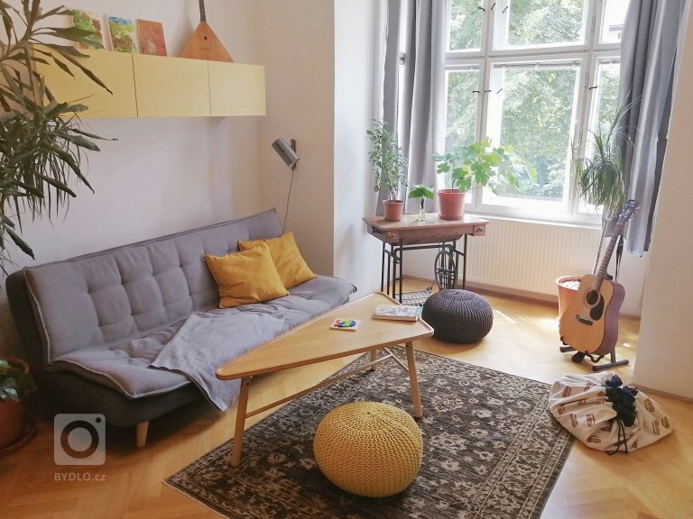 add picture to album