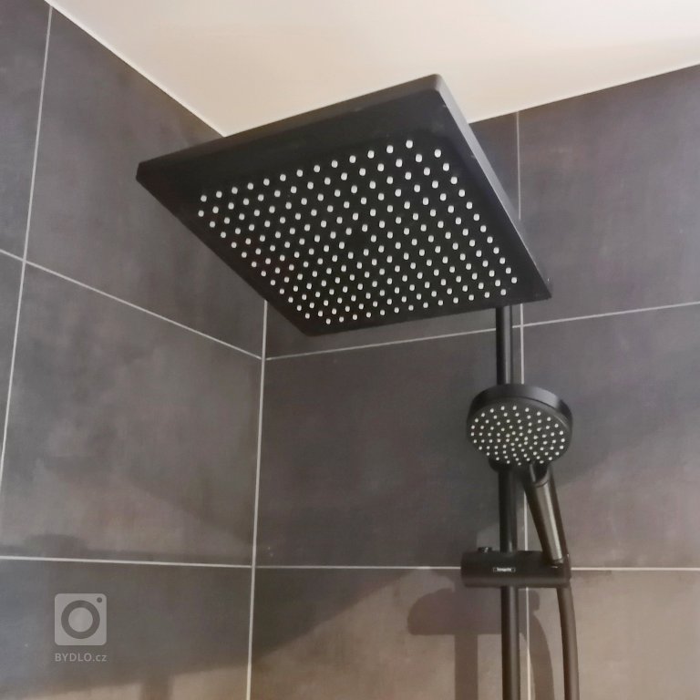 add picture to album