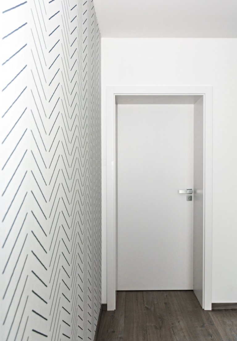 Rodinný dům ve Starých Hodějovicích má za úkol dobře sloužit početné rodině. I proto byl důraz kladen zejména na funkčnost. Soukromé pokoje jsou vybaveny…