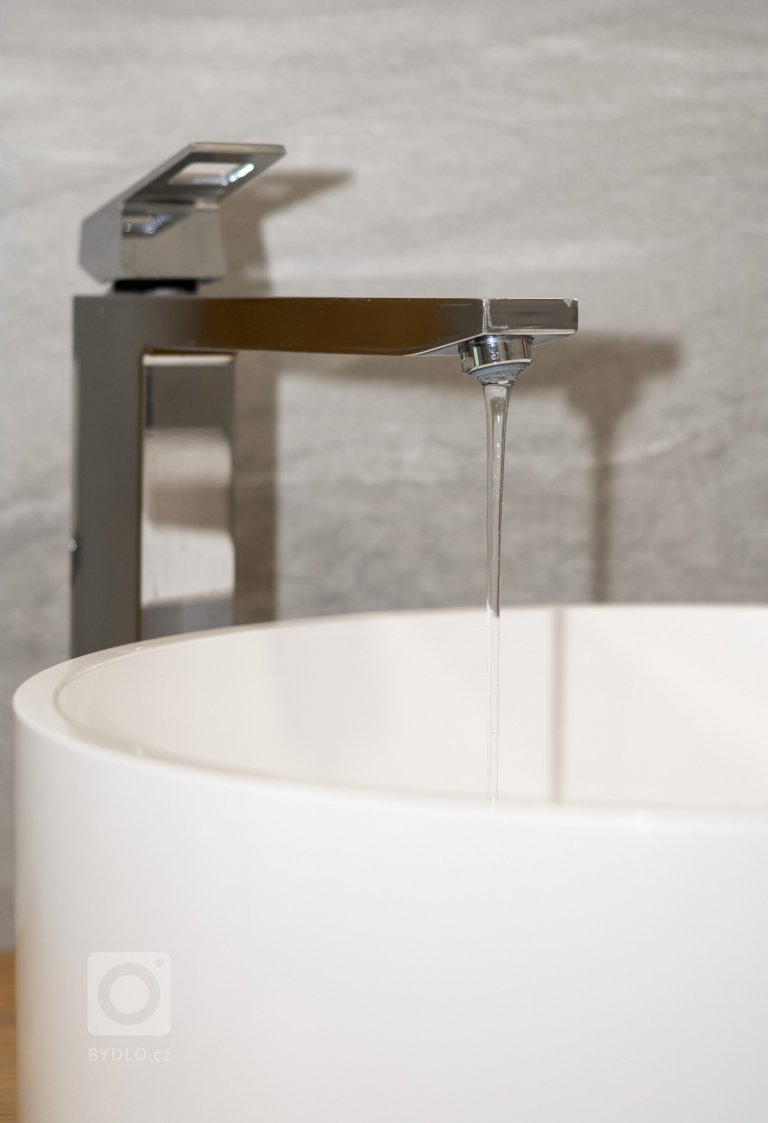 add picture to album