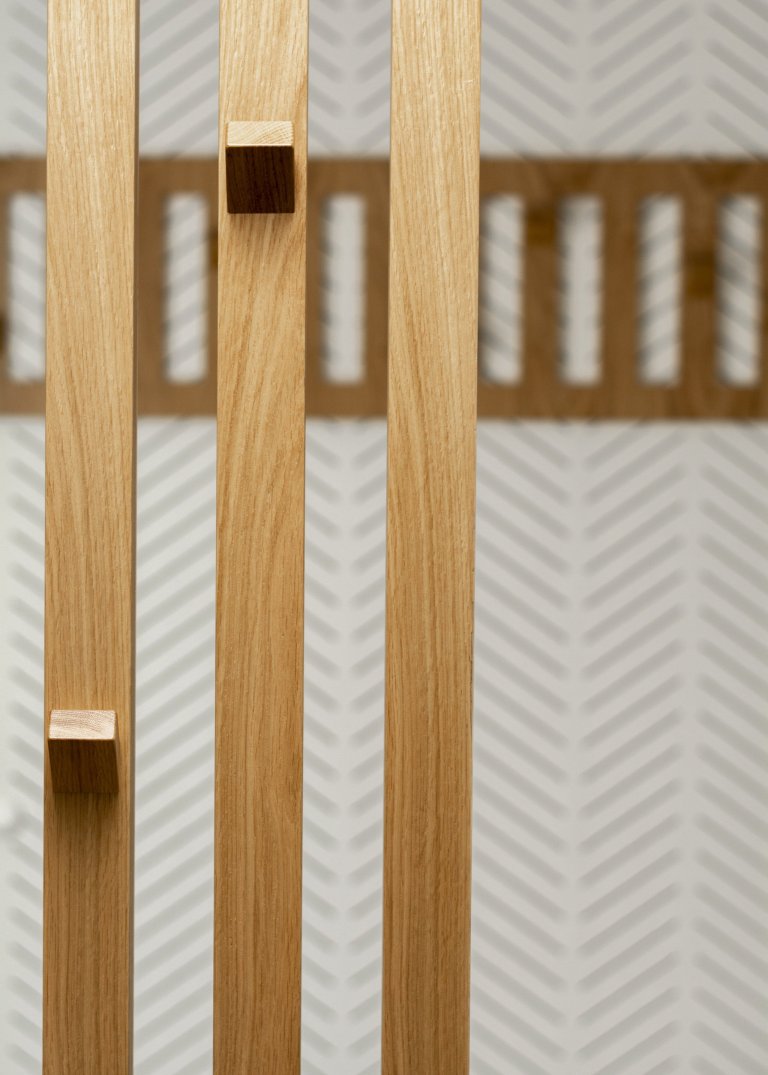 Rodinný dům ve Starých Hodějovicích má za úkol dobře sloužit početné rodině. I proto byl důraz kladen zejména na funkčnost. Soukromé pokoje jsou vybaveny…