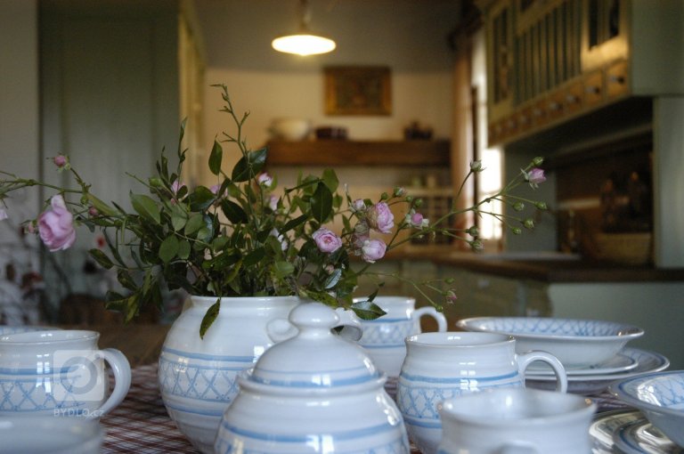 add picture to album