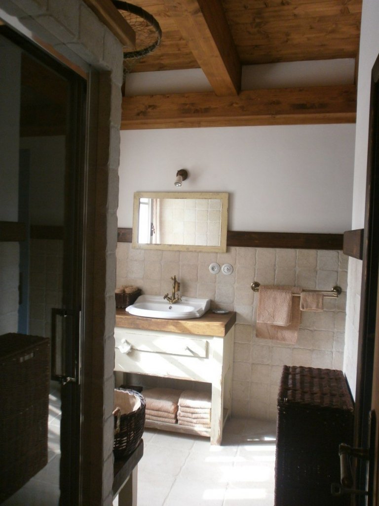 Chaloupka kde se zastavil čas, vrátí Vás o několik desetiletí zpět.
