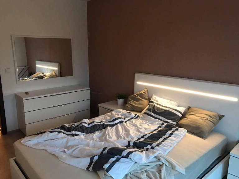 Realizace ložnice a pár kousků i do jídelny a obývacího pokoje