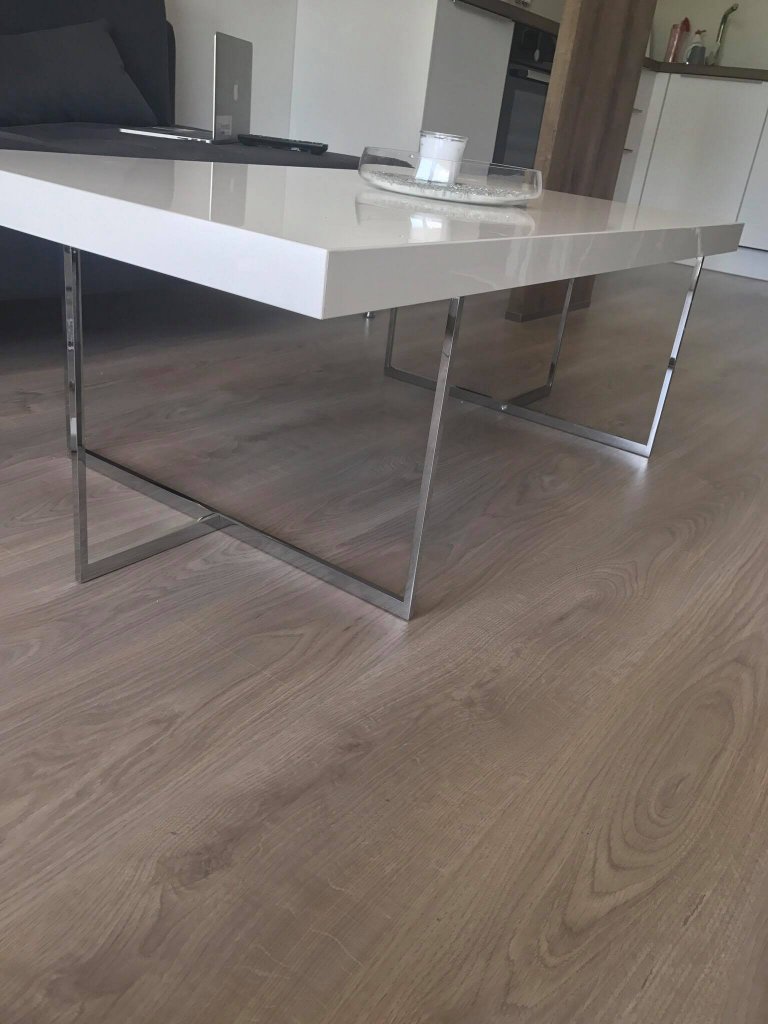 Realizace ložnice a pár kousků i do jídelny a obývacího pokoje