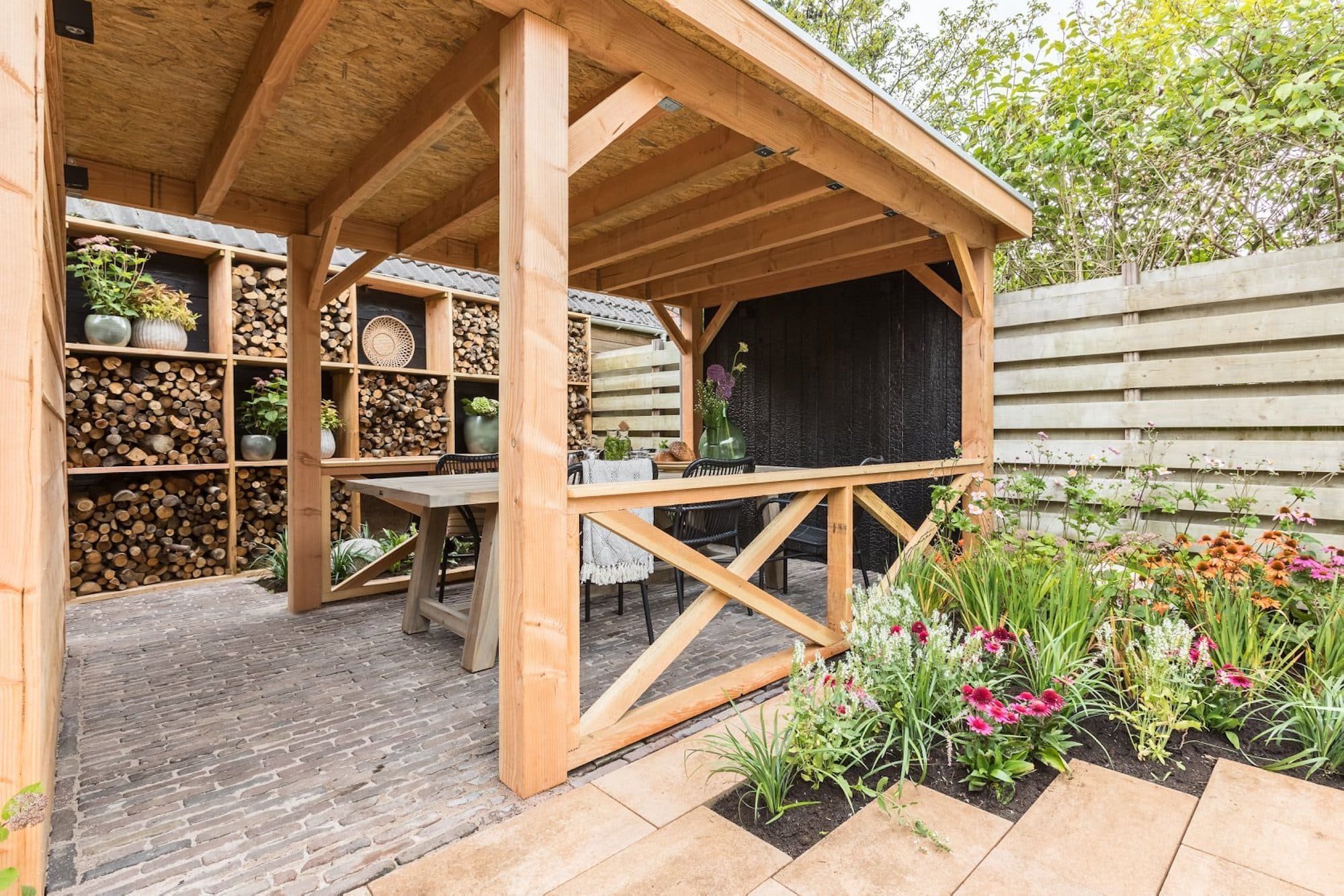 7 tipů, jak vybrat ten správný zahradní nábytek