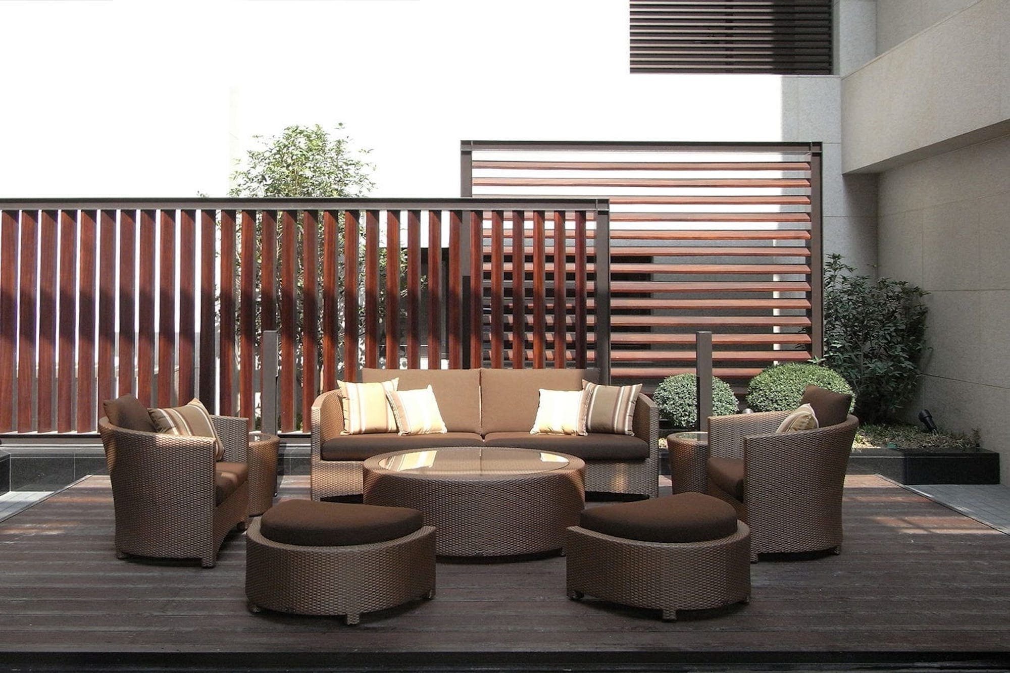 7 tipů, jak vybrat ten správný zahradní nábytek