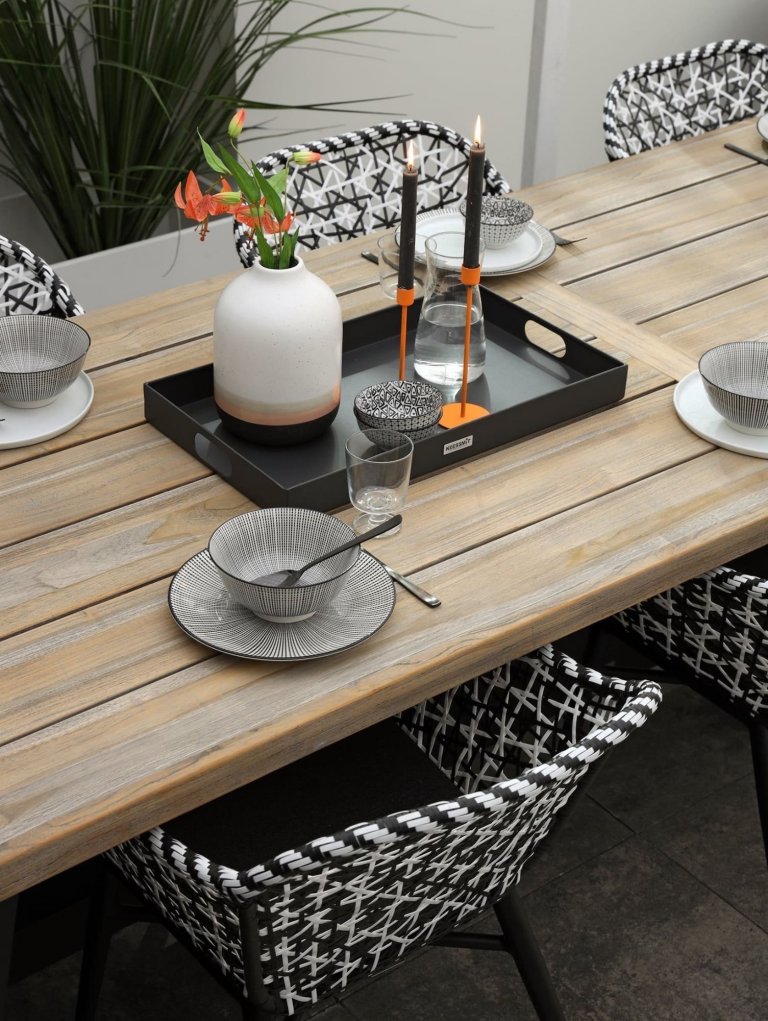 7 tipů, jak vybrat ten správný zahradní nábytek