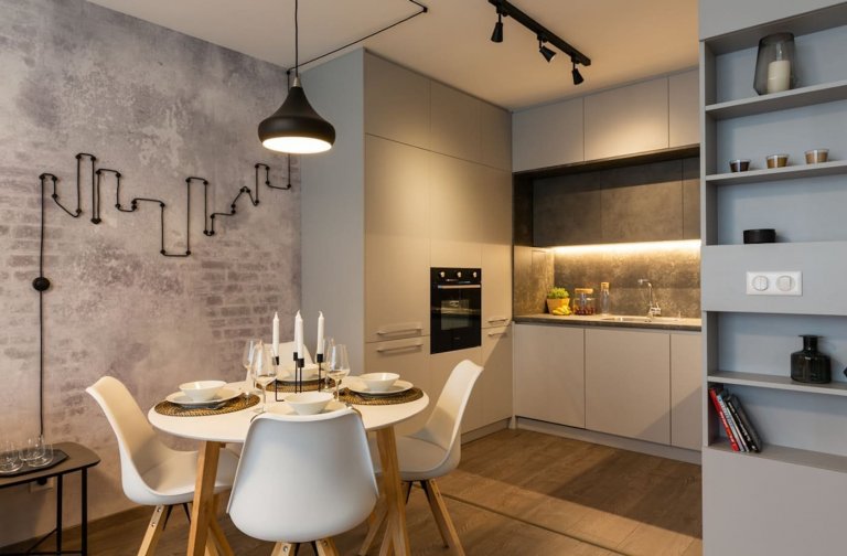 Chlapský interiér v industriálním stylu