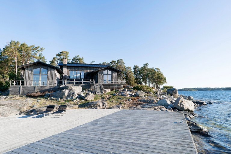 Dřevostavba u jezera