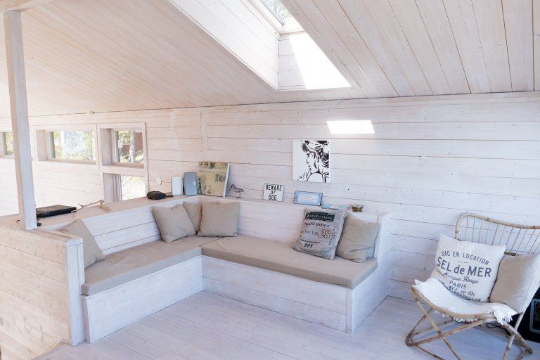 Dřevostavba u jezera