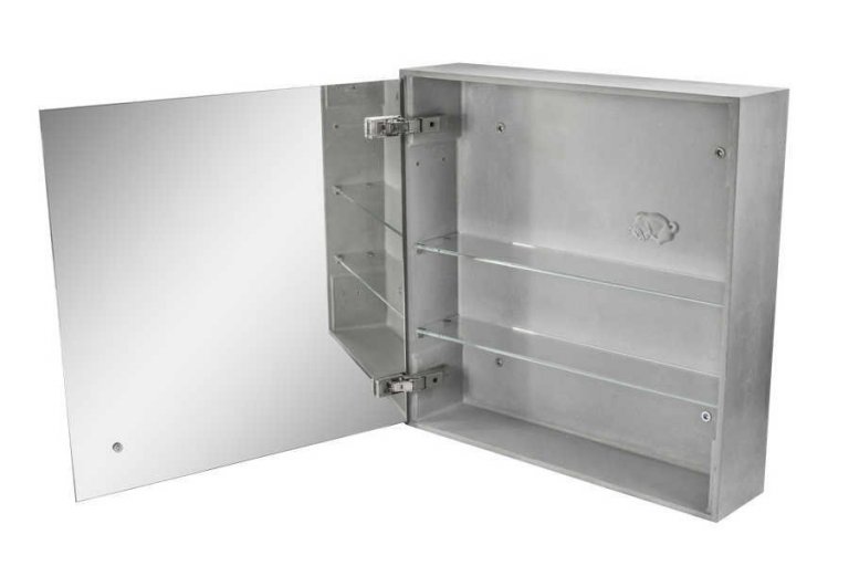 galerka se zrcadlem beton