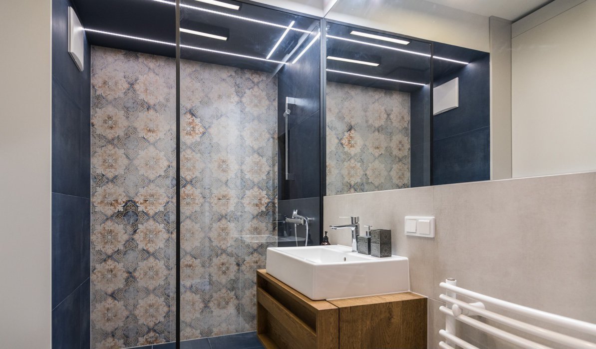 Komfortní byt v šedé barvě