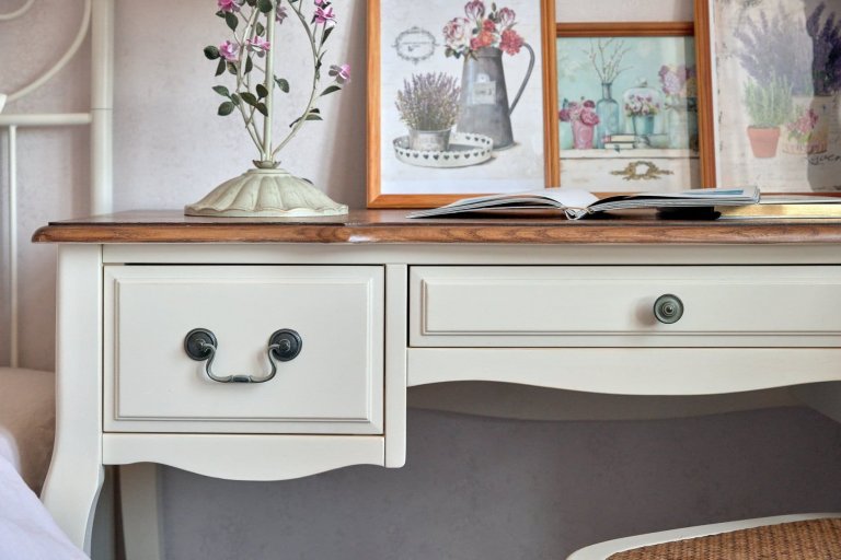 Kouzelný byt se světle zelenou kuchyní