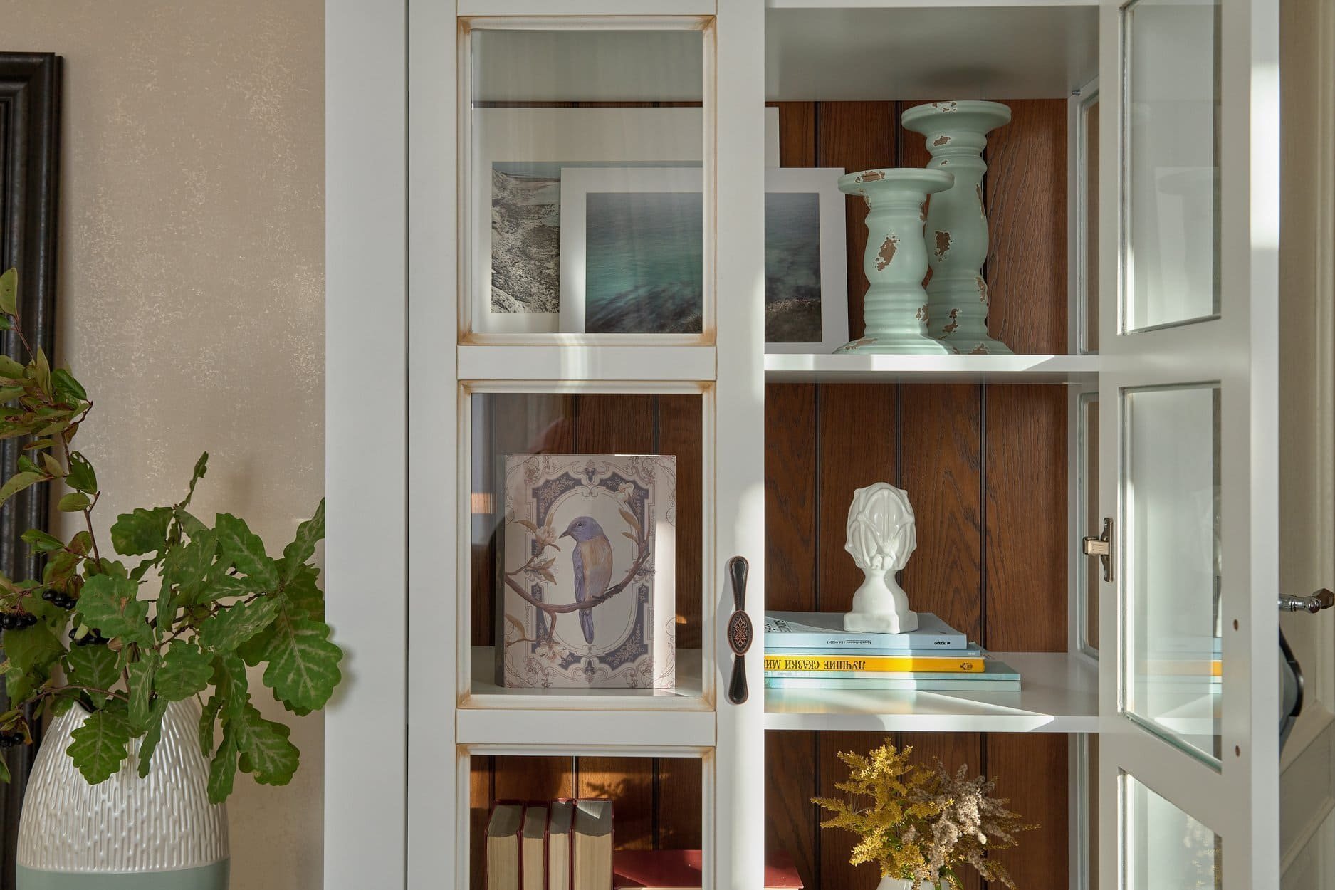 Kouzelný byt se světle zelenou kuchyní