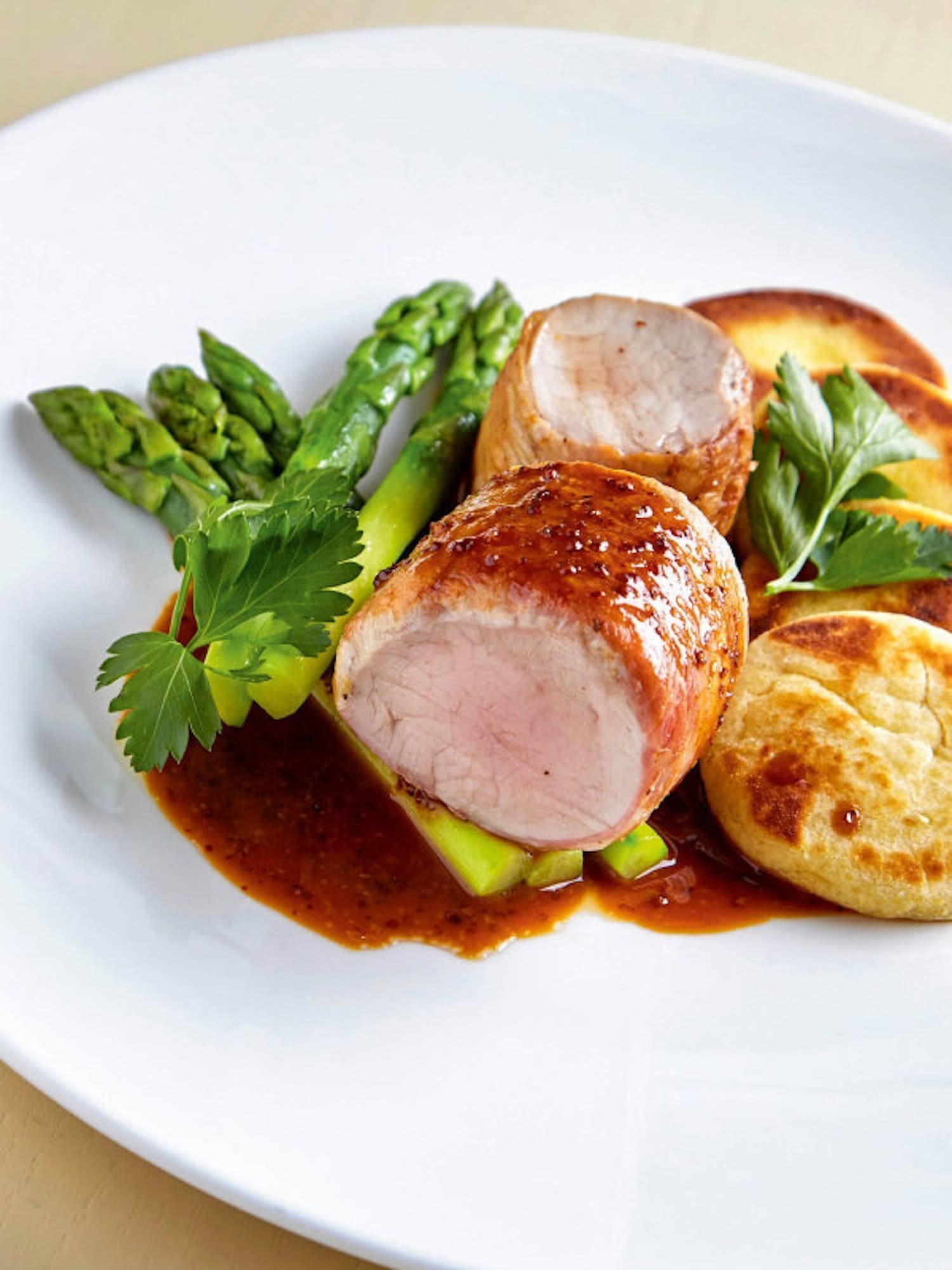 Křehký a voňavý chřest je delikátní zeleninou plnou vitamínů