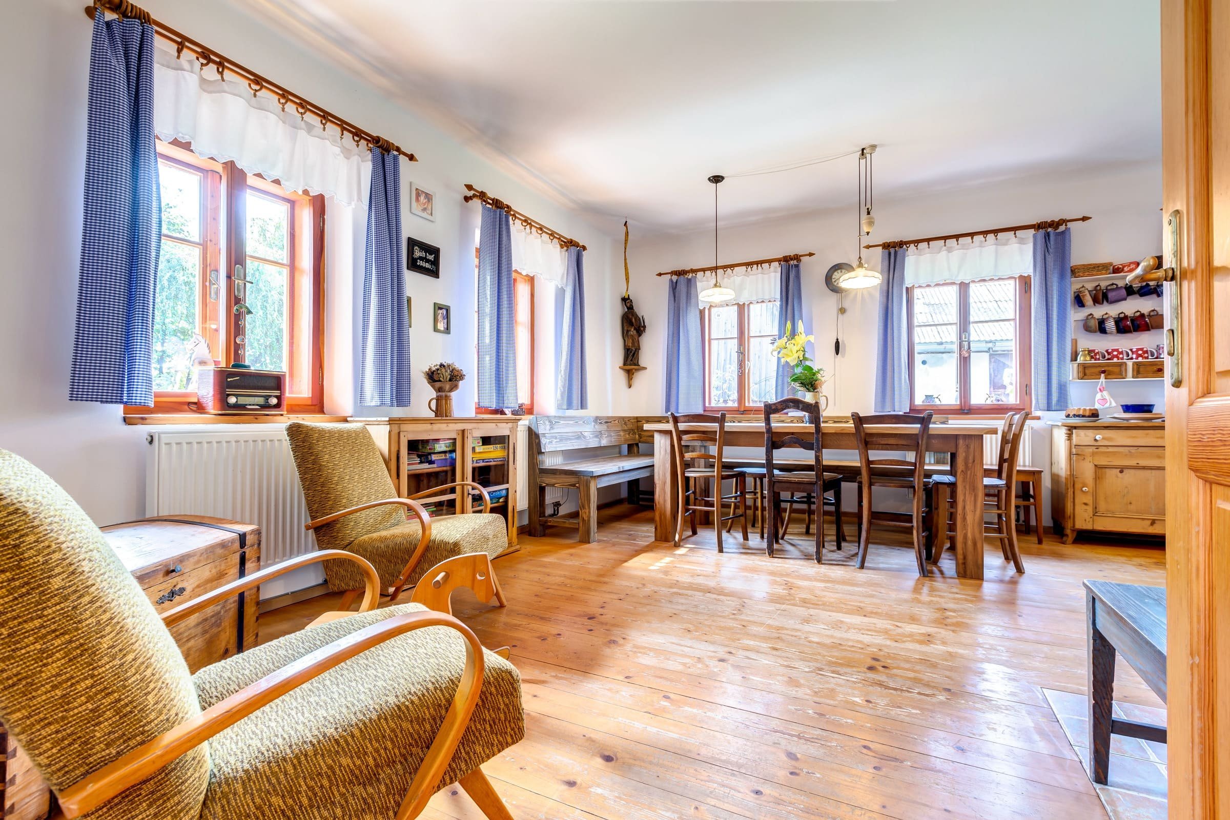 Malebná chaloupka pod Krakonošovem