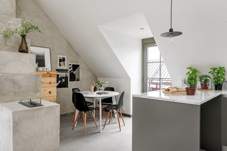 Moderní podkrovní byt ve Stockholmu