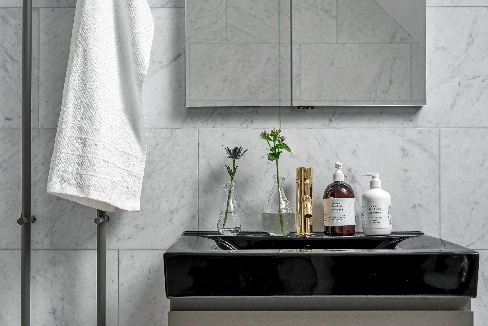 Moderní podkrovní byt ve Stockholmu