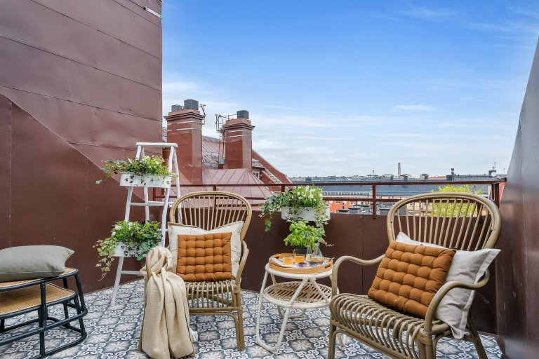 Moderní podkrovní byt ve Stockholmu