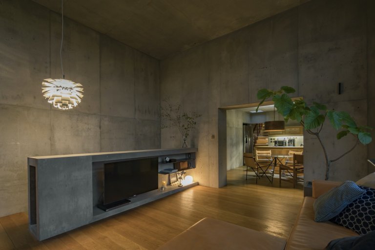 Modernímu domu v Japonsku vládne beton