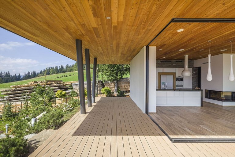 Nadčasová chata s úchvatným výhledem na polské Tatry