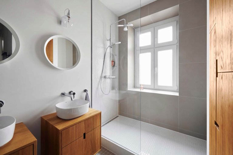 Náročná rekonstrukce poválečného bytu s vysokými stropy