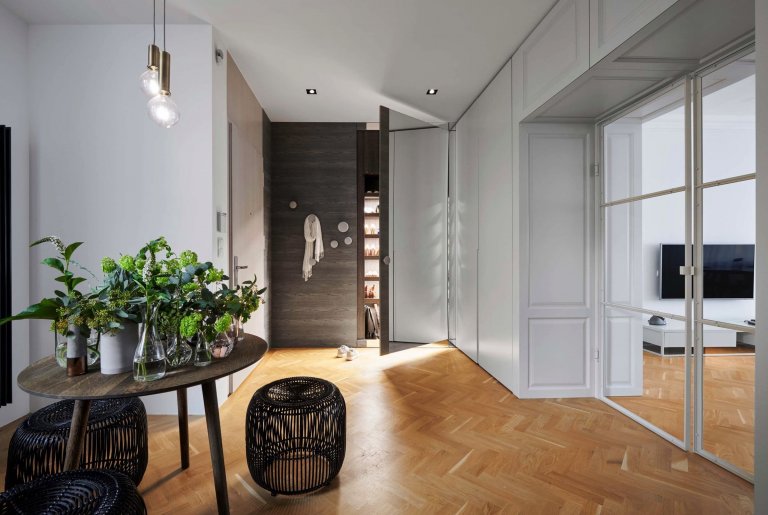 Náročná rekonstrukce poválečného bytu s vysokými stropy