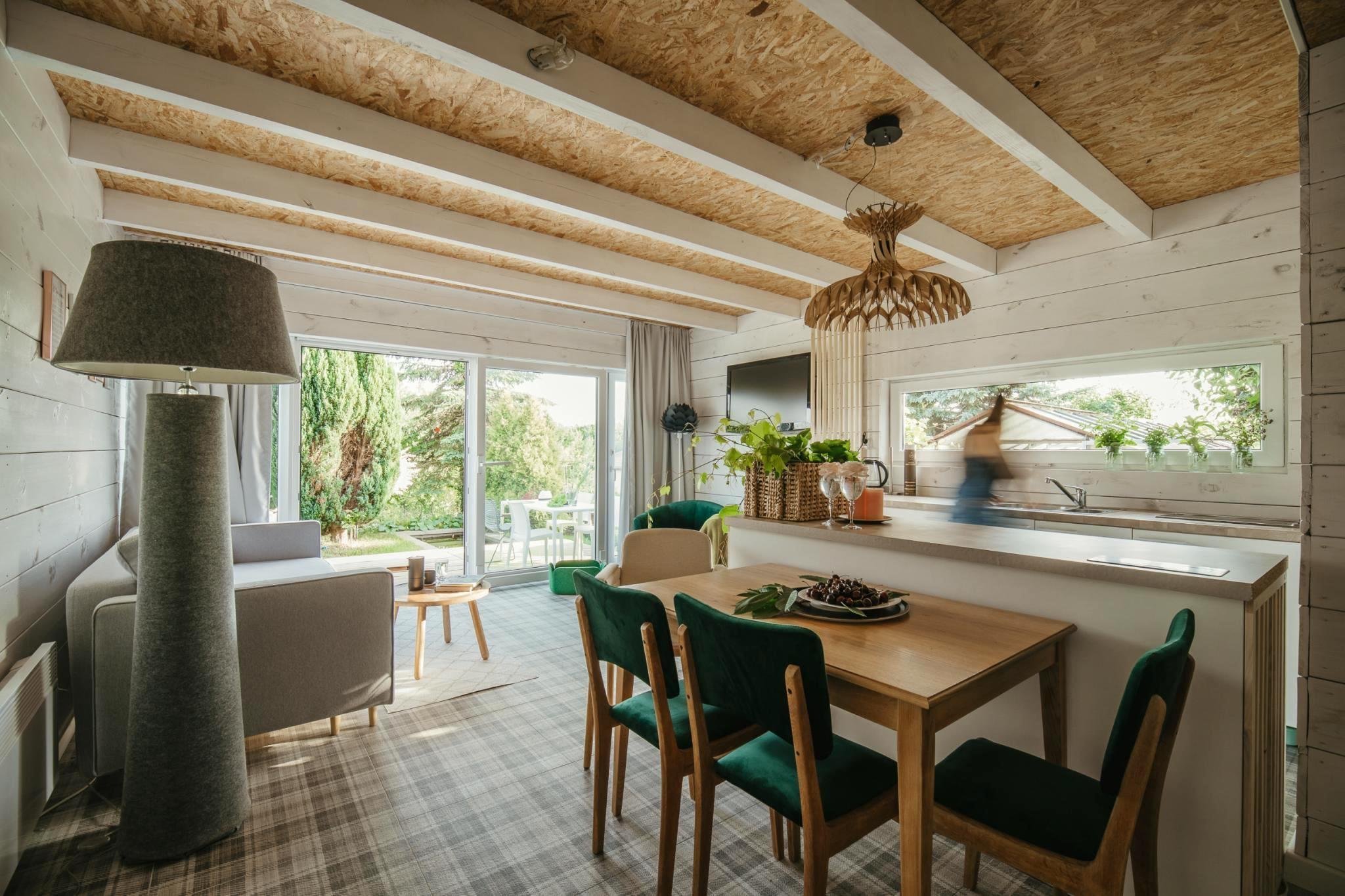 Neobvyklý letní dům inspirovaný dětstvím