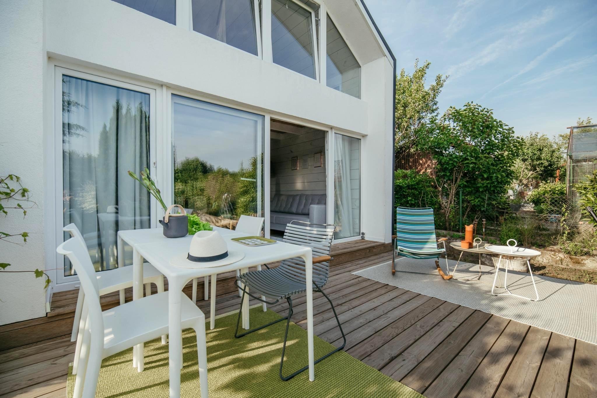 Neobvyklý letní dům inspirovaný dětstvím