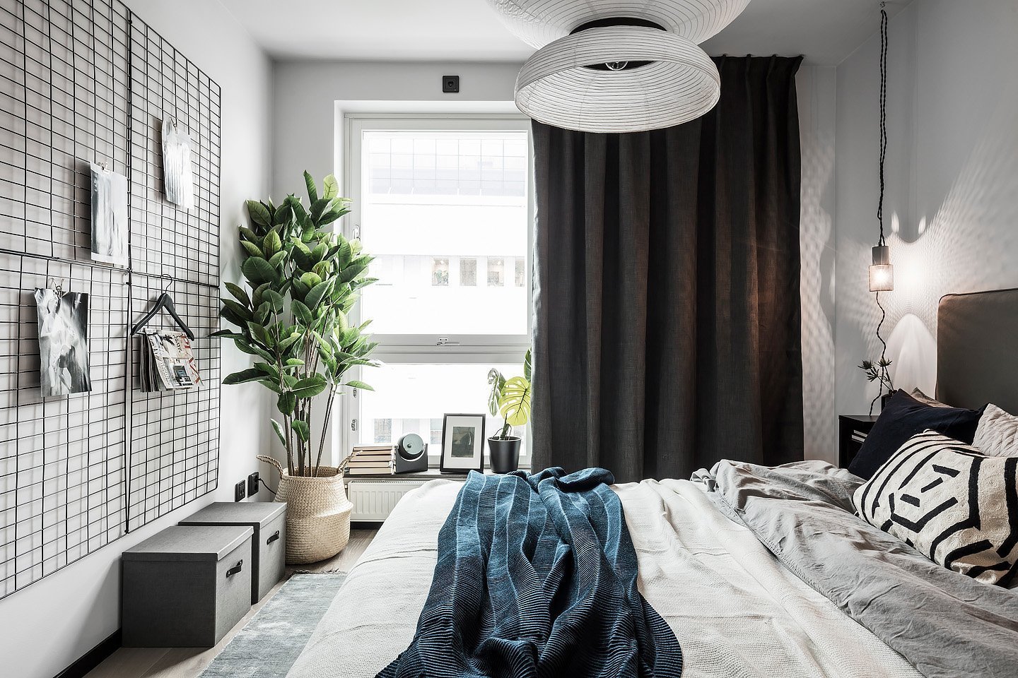 Módní černá ve skandinávském interiéru