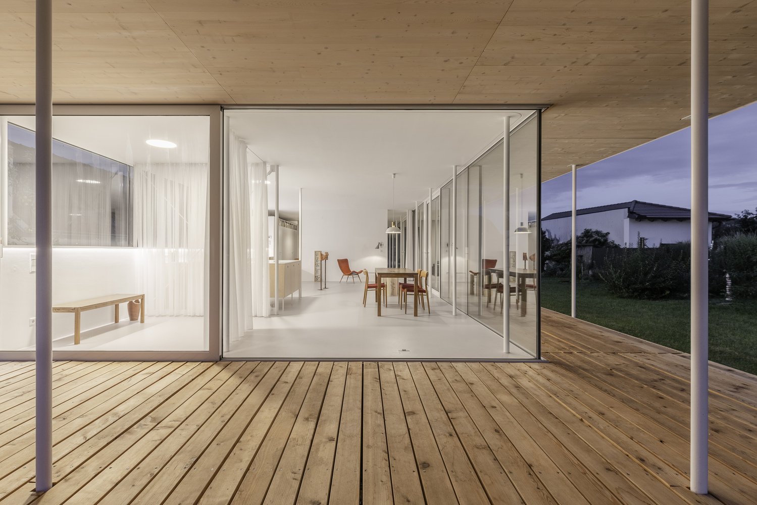 Obytný pavilon s ateliérem